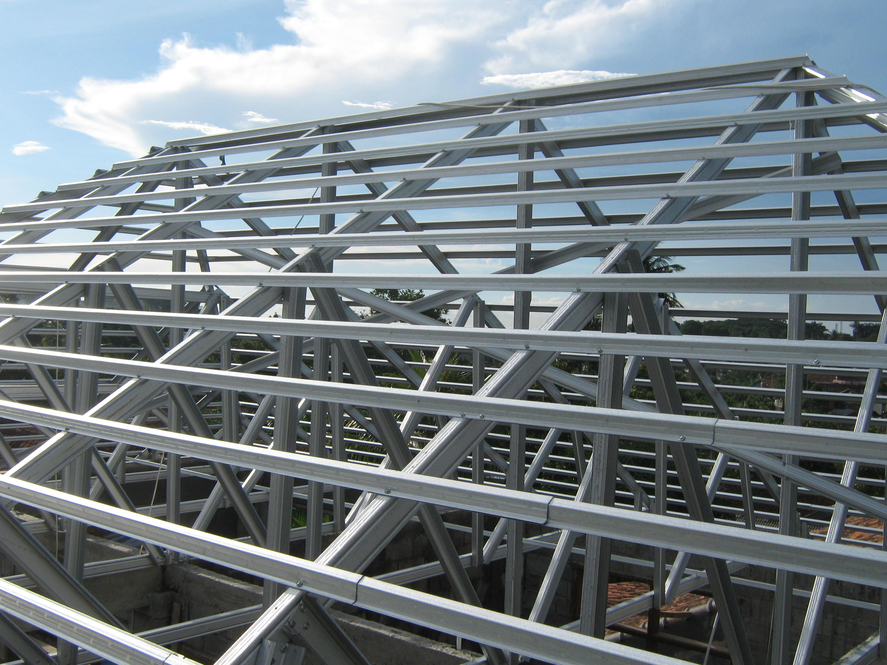 rangka-atap-baja-ringan